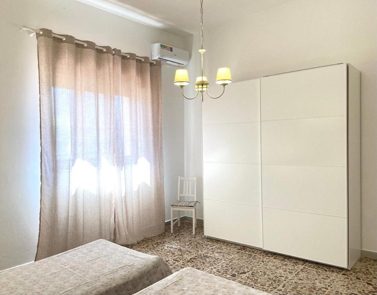 La Casa Di Nina Apartment Surano Bagian luar foto